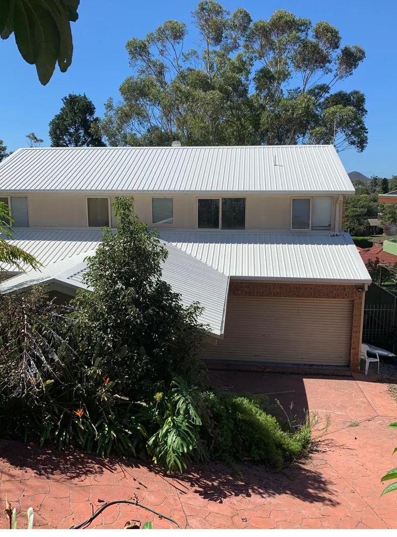 Surfmist Colorbond on a two storey coastal home